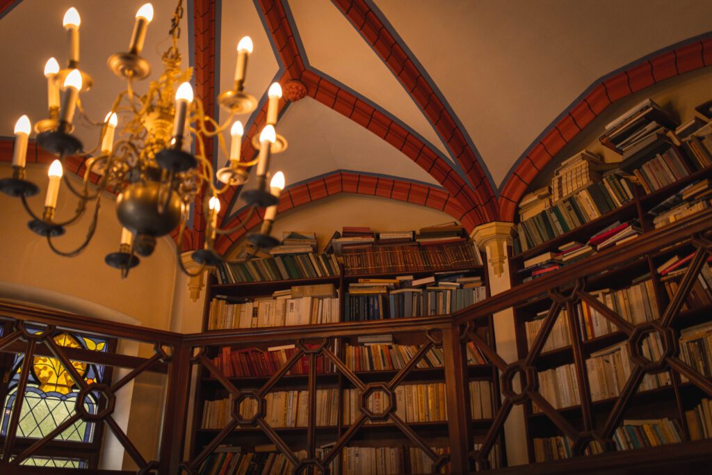 Sala biblioteki w Zamku w Rzucewie